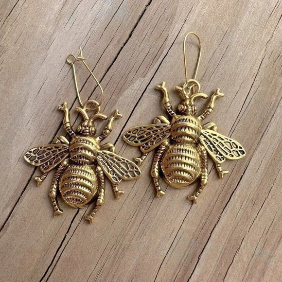 Anthropologie Queen Bee Lucky Gold Earrings - Picture 5 of 17